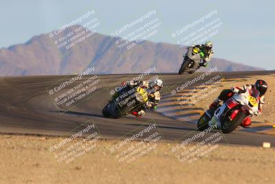 media/Dec-16-2023-CVMA (Sat) [[bb38a358a2]]/Race 13 Amateur Supersport Middleweight/